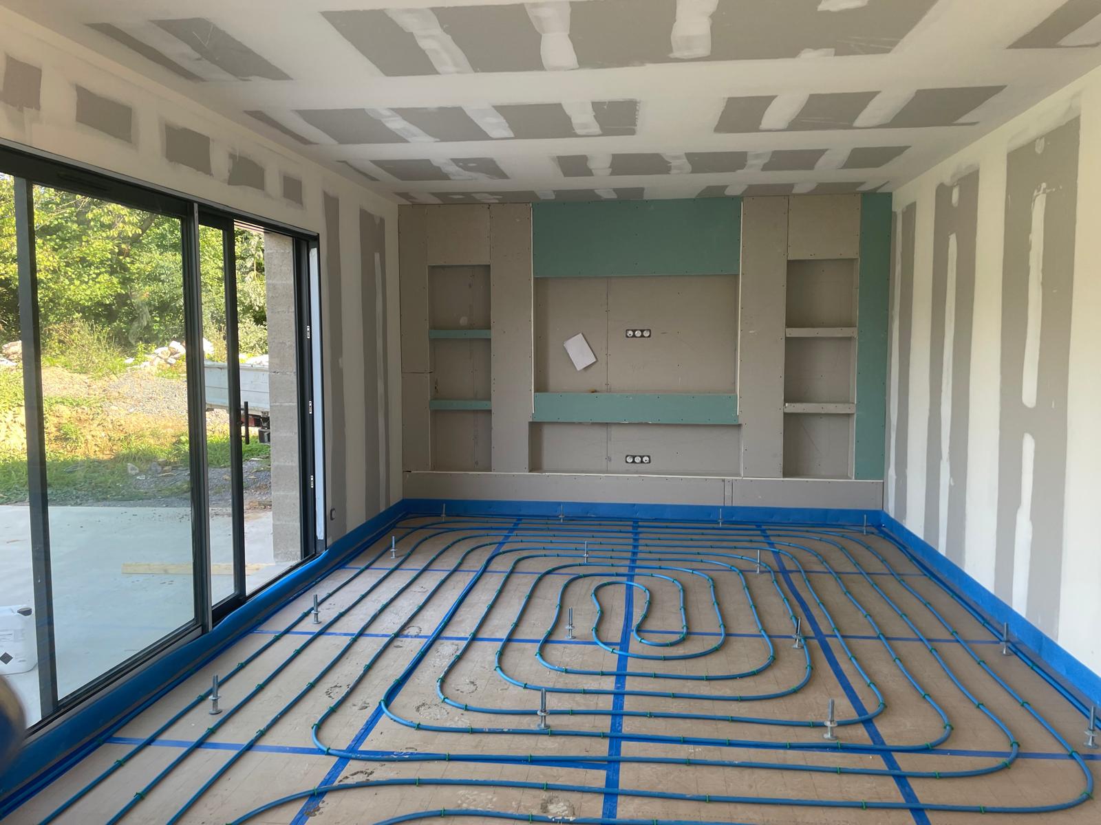 Réseau de plancher chauffant avant chape